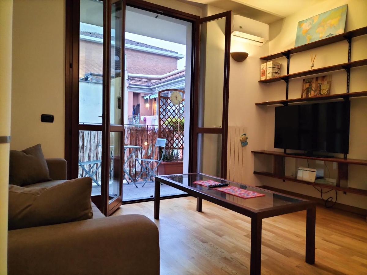 Casa Atene Milan Luaran gambar