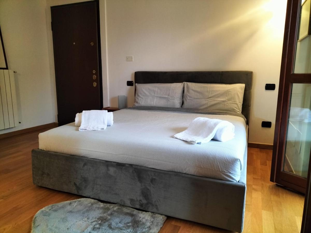 Casa Atene Milan Luaran gambar